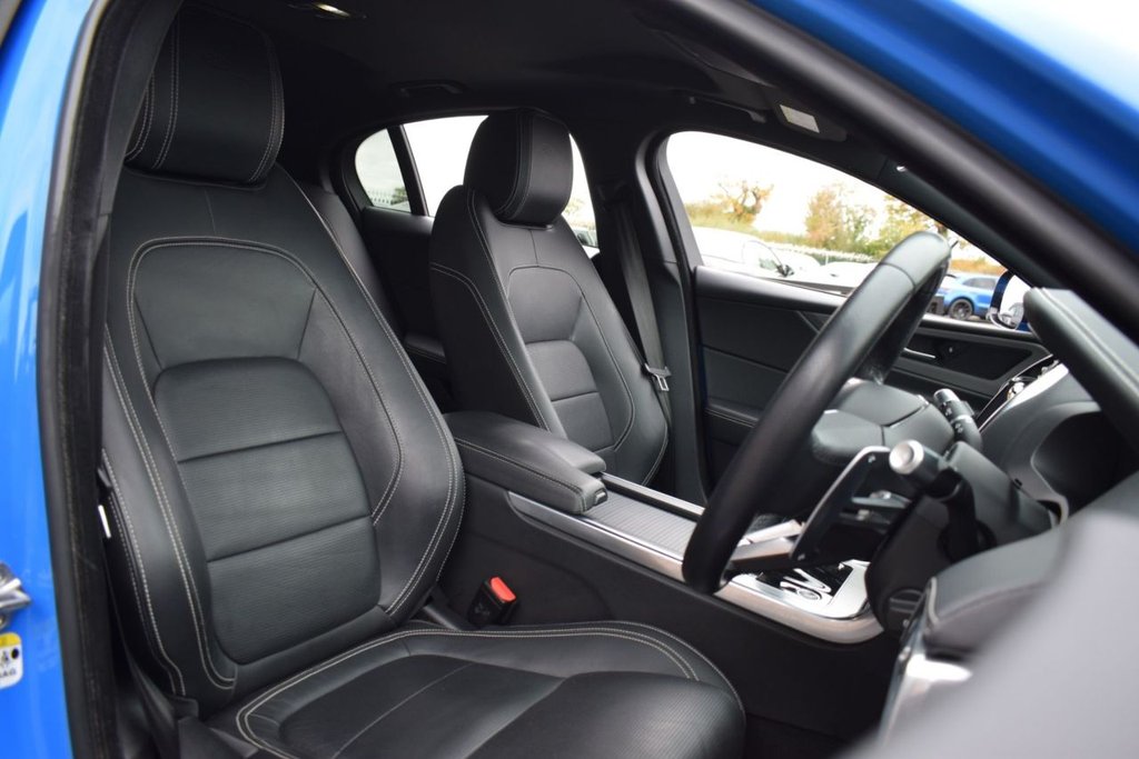 Used Jaguar XE 2020 for sale - 76322940: Photo 14