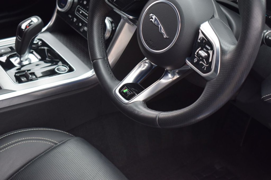 Used Jaguar XE 2020 for sale - 76322940: Photo 16