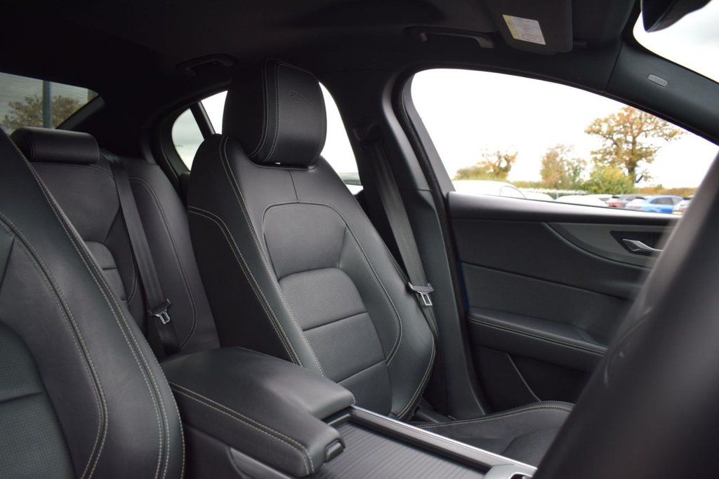 Used Jaguar XE 2020 for sale - 76322940: Photo 18