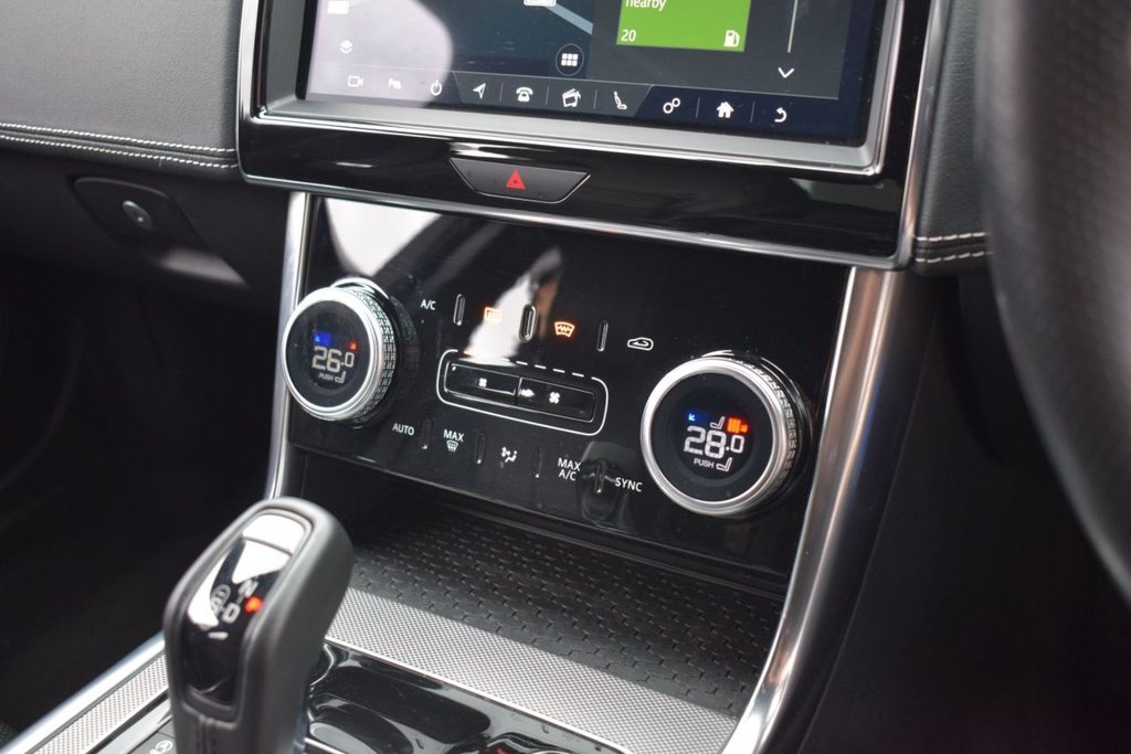 Used Jaguar XE 2020 for sale - 76322940: Photo 22