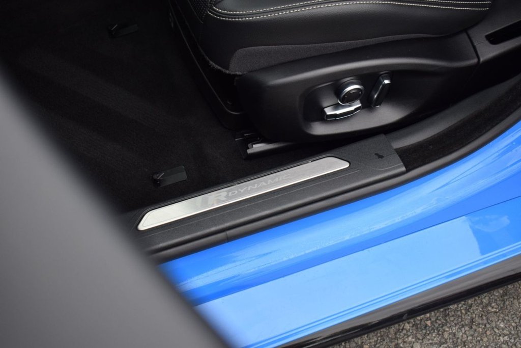 Used Jaguar XE 2020 for sale - 76322940: Photo 34