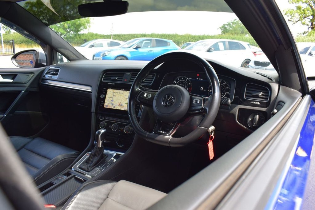 Used Volkswagen Golf 2019 for sale - 77250312: Photo 22