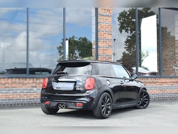 Used MINI Hatch 2018 for sale - 75347309: Photo