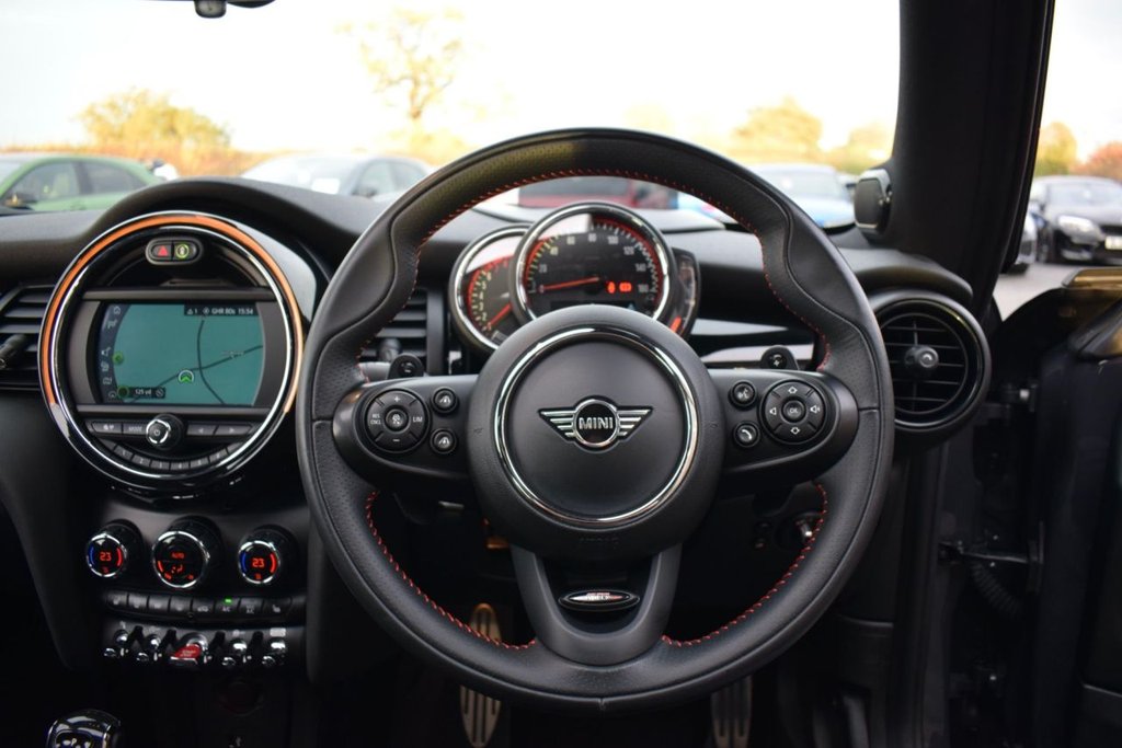 Used MINI Hatch 2019 for sale - 76535535: Photo 10