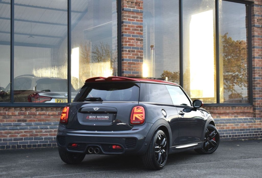 Used MINI Hatch 2019 for sale - 76535535: Photo 2