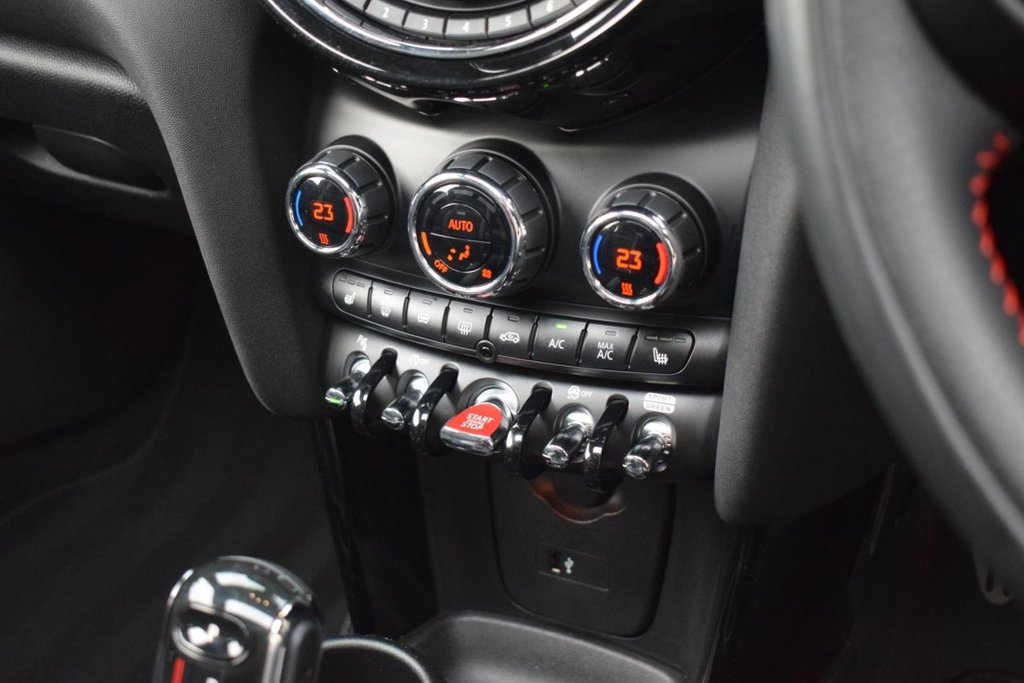 Used MINI Hatch 2019 for sale - 76535535: Photo 22