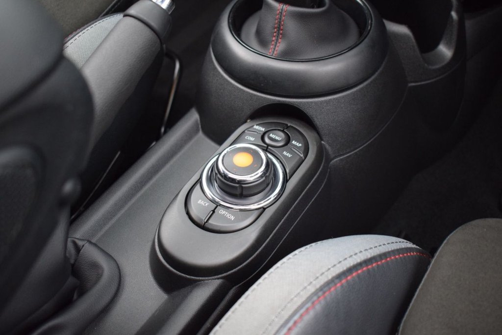 Used MINI Hatch 2019 for sale - 76535535: Photo 23