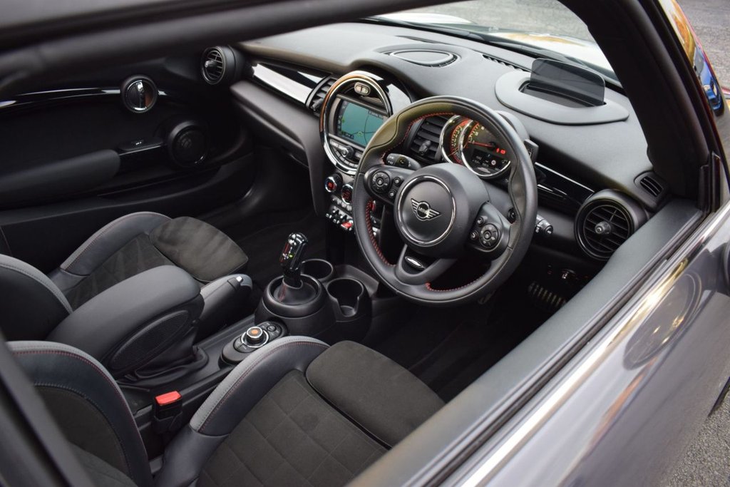 Used MINI Hatch 2019 for sale - 76535535: Photo 3