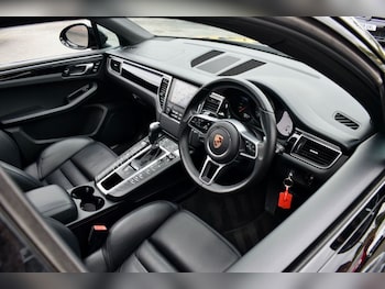 Used Porsche Macan 2017 for sale - 79551085: Photo