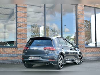 Used Volkswagen Golf 2017 for sale - 79843152: Photo