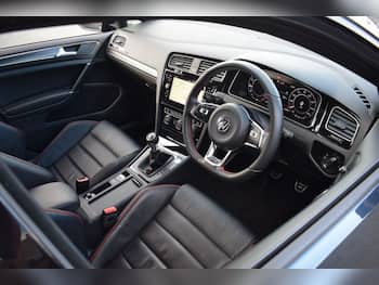Used Volkswagen Golf 2017 for sale - 79843152: Photo
