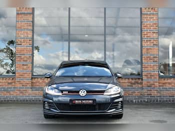 Used Volkswagen Golf 2017 for sale - 79843152: Photo