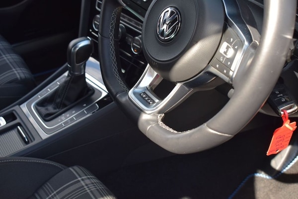 Used Volkswagen Golf 2018 for sale - 75537917: Photo 11