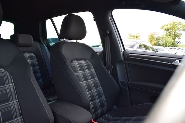 Used Volkswagen Golf 2018 for sale - 75537917: Photo 16