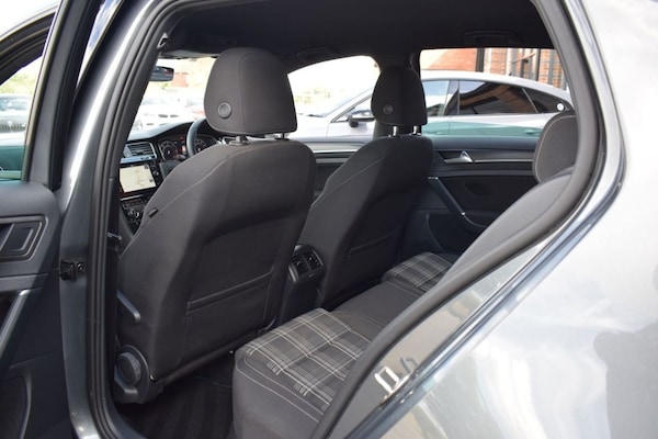 Used Volkswagen Golf 2018 for sale - 75537917: Photo 28