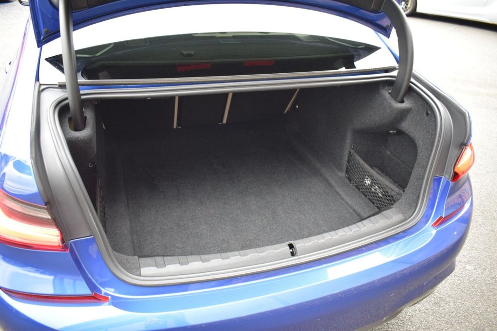 Used BMW 3 Series 2019 for sale - 77100969: Photo 29