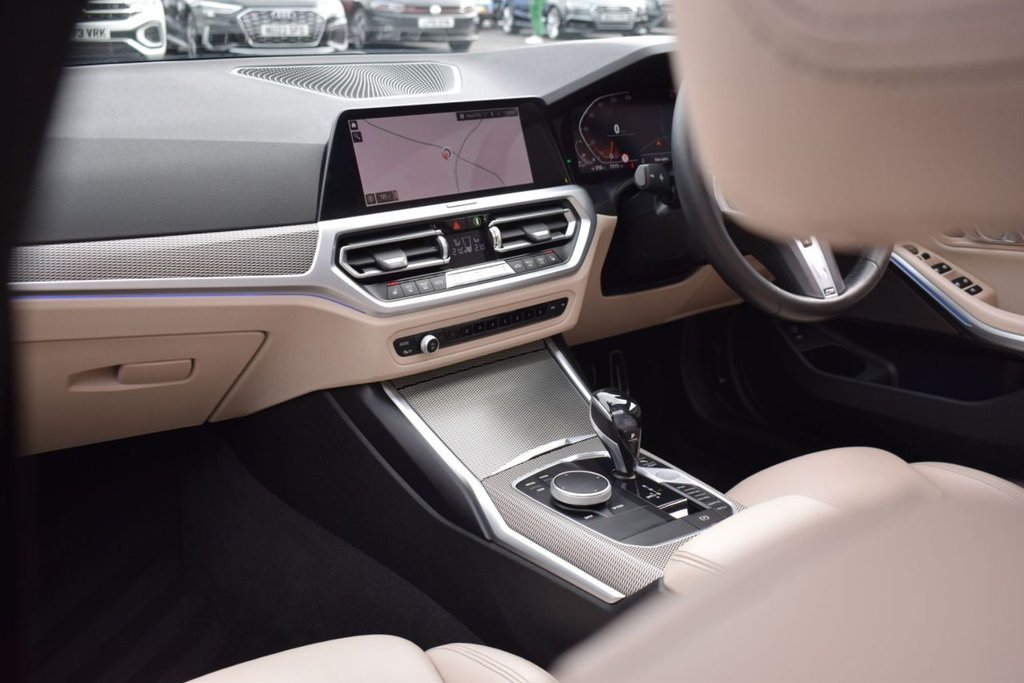 Used BMW 3 Series 2019 for sale - 77100969: Photo 33