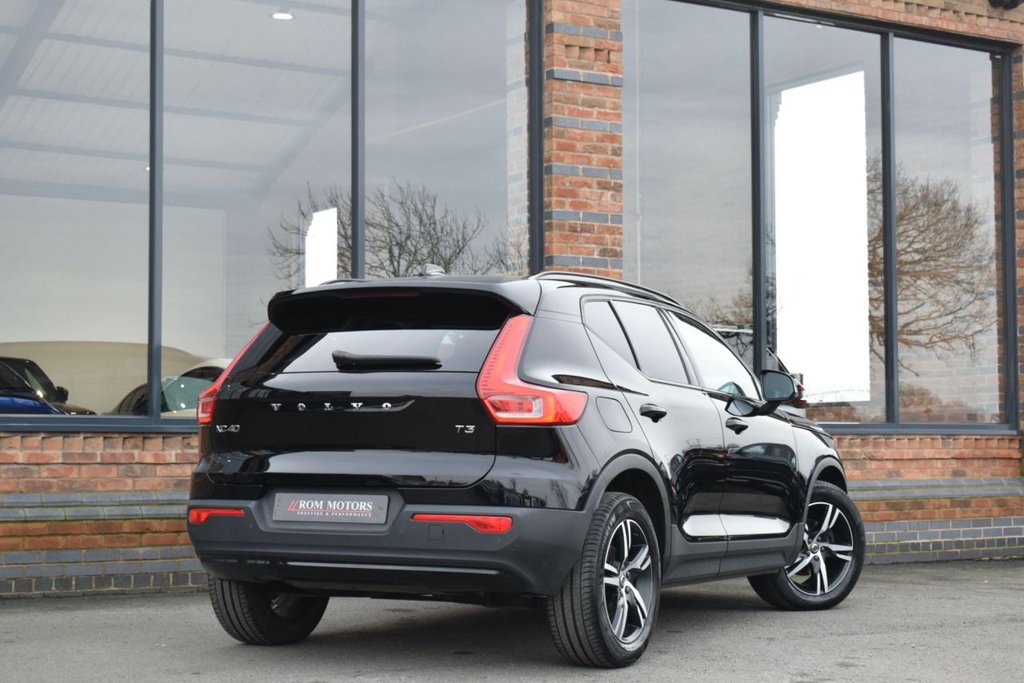 Used Volvo XC40 2020 for sale - 77936148: Photo 2