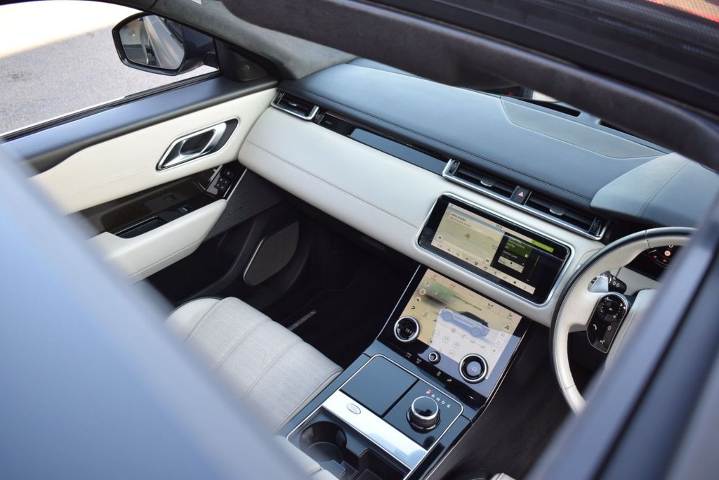 Used Land Rover Range Rover Velar 2017 for sale - 76080516: Photo 18