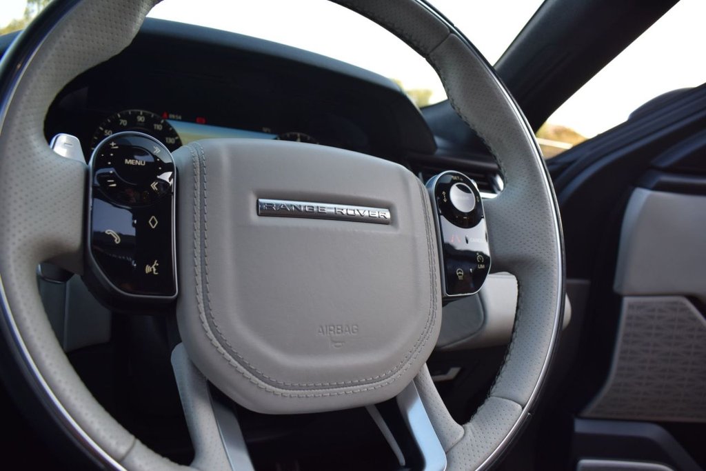 Used Land Rover Range Rover Velar 2017 for sale - 76080516: Photo 19