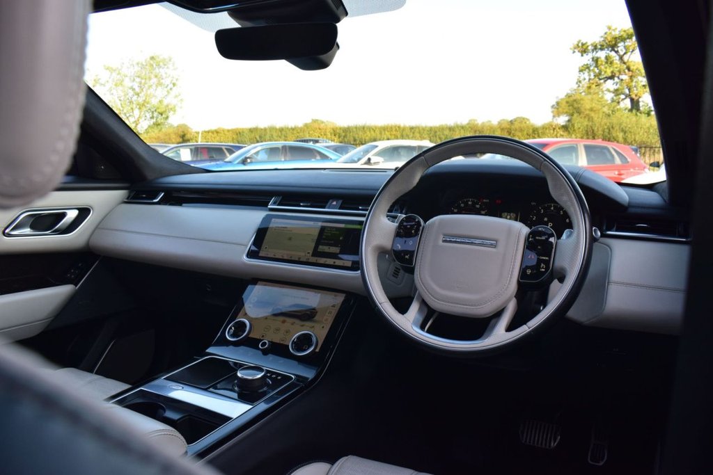 Used Land Rover Range Rover Velar 2017 for sale - 76080516: Photo 25