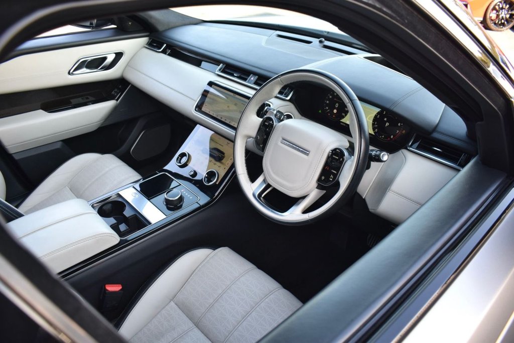 Used Land Rover Range Rover Velar 2017 for sale - 76080516: Photo 3
