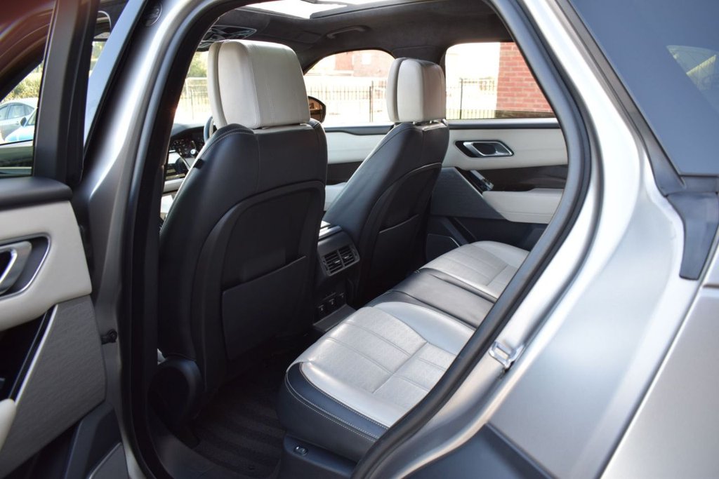 Used Land Rover Range Rover Velar 2017 for sale - 76080516: Photo 32