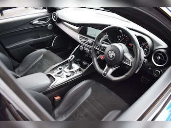 Used Alfa Romeo Giulia 2021 for sale - 75630622: Photo