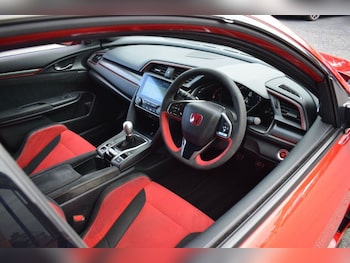 Used Honda Civic 2020 for sale - 76080578: Photo