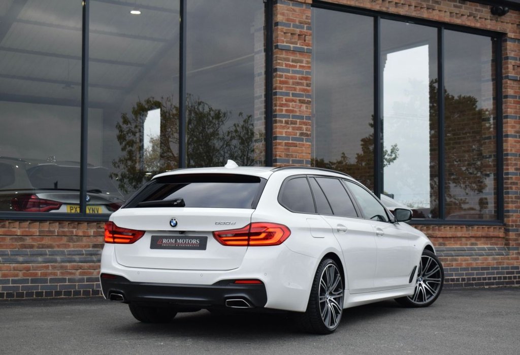 Used BMW 5 Series 2018 for sale - 76279433: Photo 2