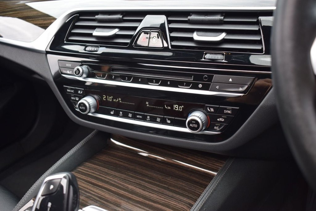 Used BMW 5 Series 2018 for sale - 76279433: Photo 20
