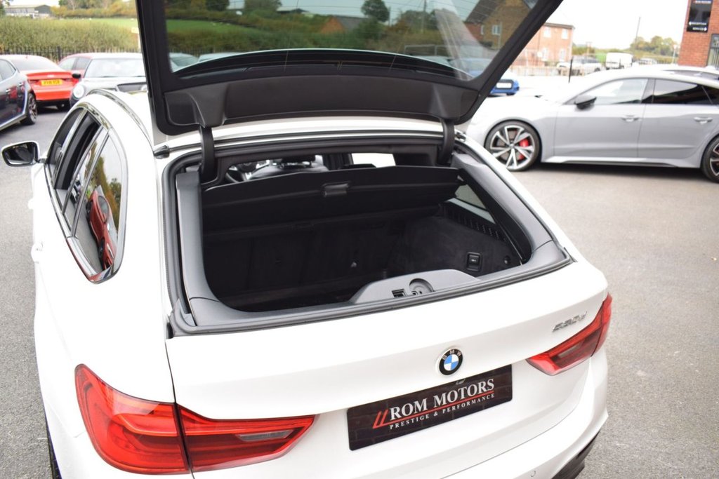 Used BMW 5 Series 2018 for sale - 76279433: Photo 27
