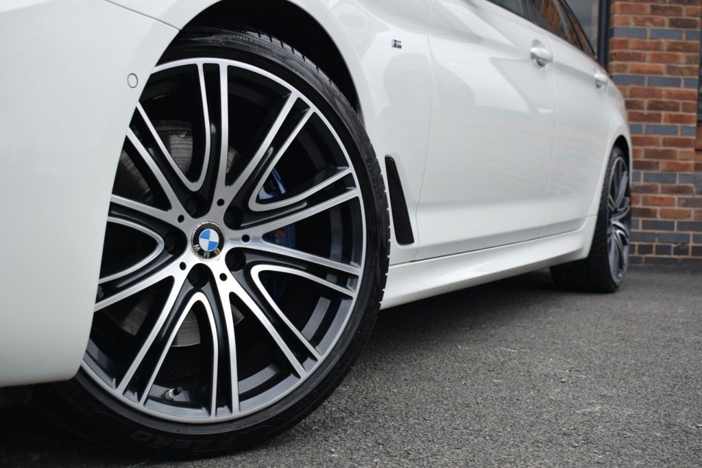 Used BMW 5 Series 2018 for sale - 76279433: Photo 43