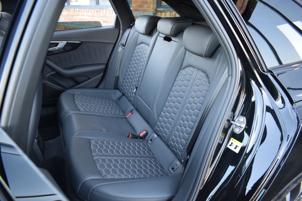 Used Audi RS4 2023 for sale - 77563730: Photo 35