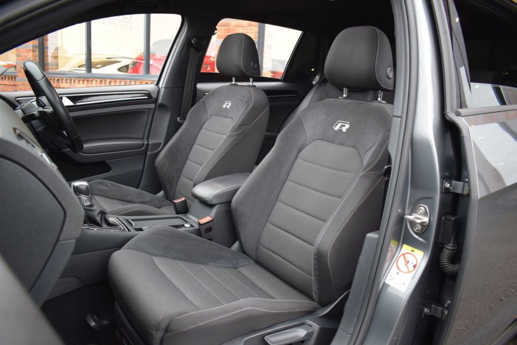 Used Volkswagen Golf 2017 for sale - 77313264: Photo 28