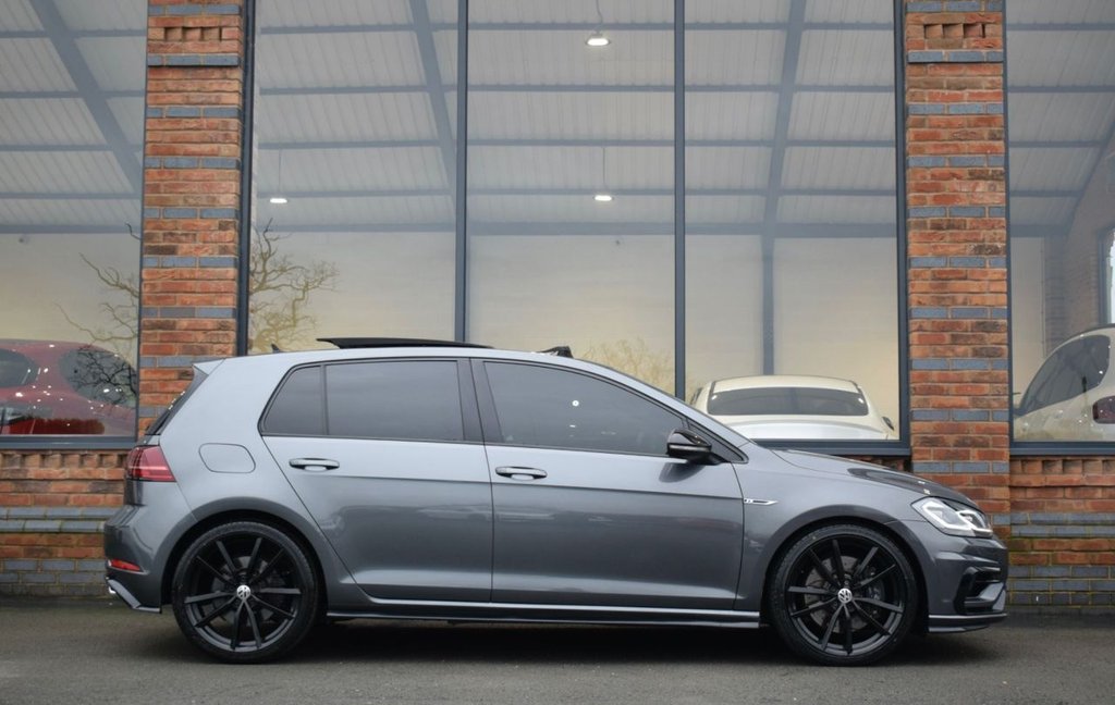 Used Volkswagen Golf 2017 for sale - 77313264: Photo 7