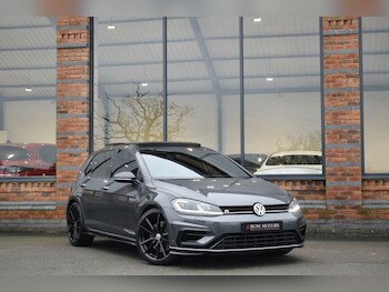 Used Volkswagen Golf 2017 for sale - 78468711: Photo
