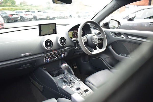Used Audi RS3 2017 for sale - 75752645: Photo 21