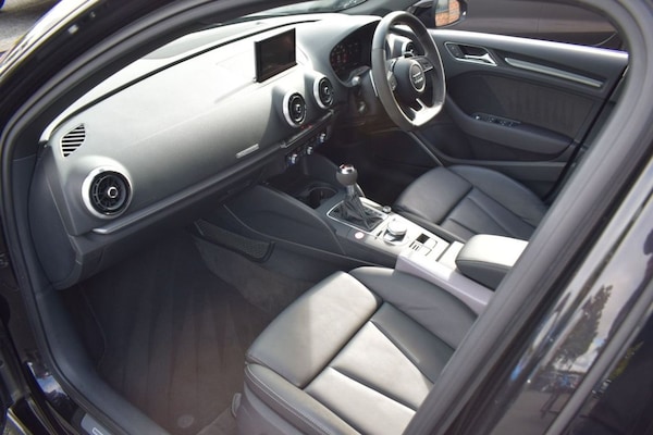 Used Audi RS3 2017 for sale - 75752645: Photo 29