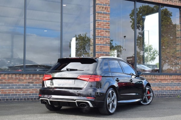 Used Audi RS3 2017 for sale - 75752645: Photo 2
