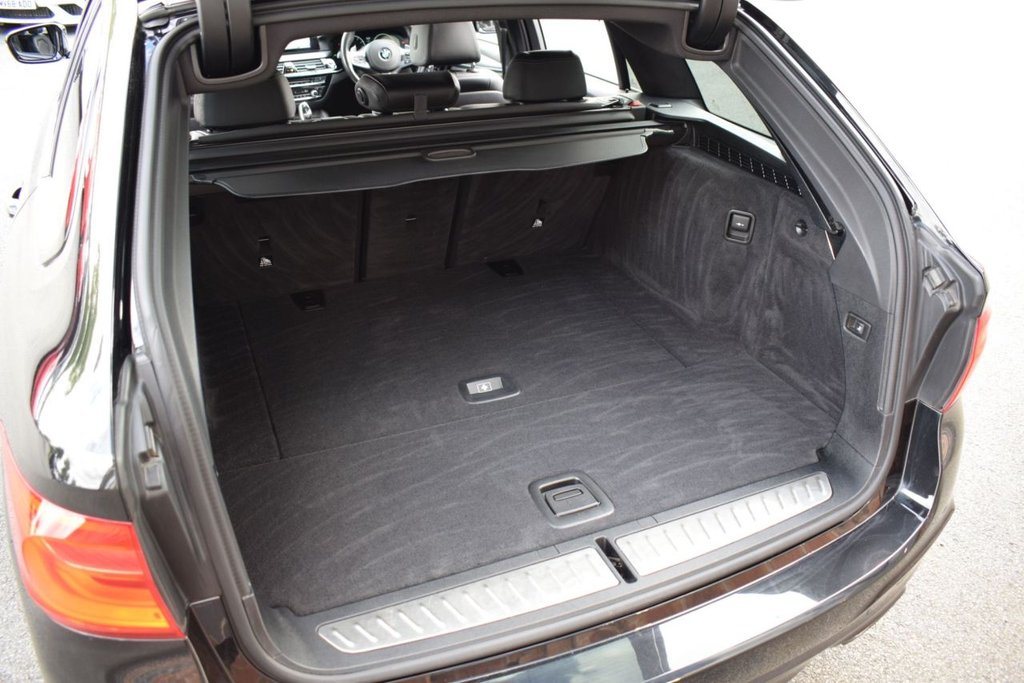 Used BMW 5 Series 2019 for sale - 76481531: Photo 28