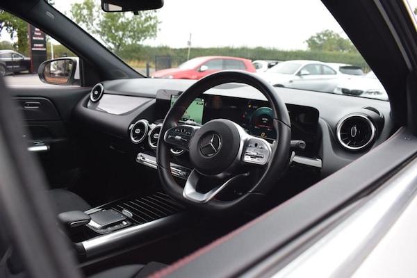 Used Mercedes-Benz GLA 2021 for sale - 75612983: Photo 11