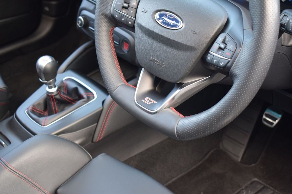 Used Ford Focus 2022 for sale - 76395700: Photo 12
