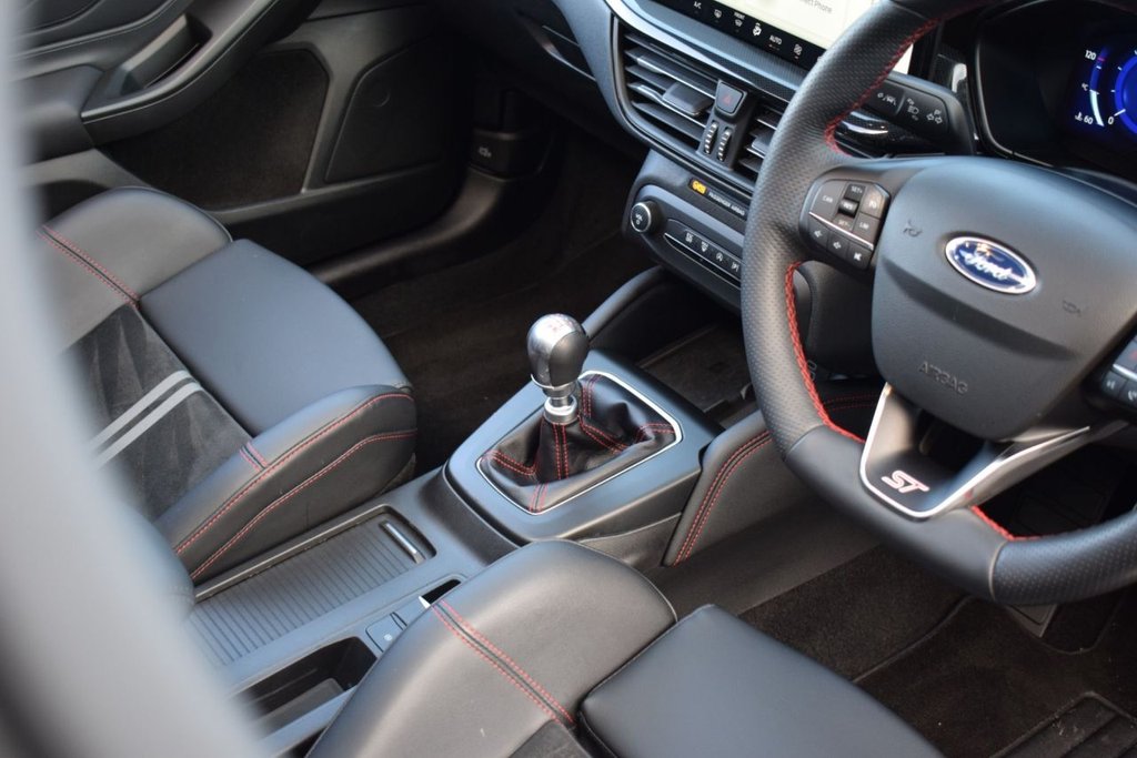 Used Ford Focus 2022 for sale - 76395700: Photo 17