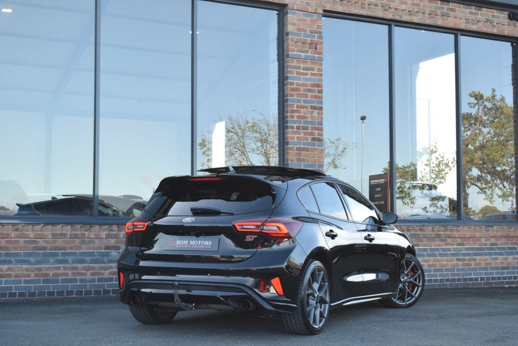 Used Ford Focus 2022 for sale - 76395700: Photo 2