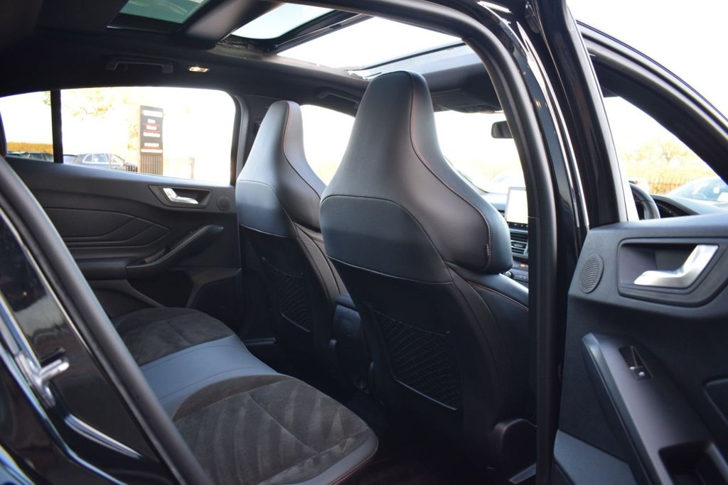 Used Ford Focus 2022 for sale - 76395700: Photo 23