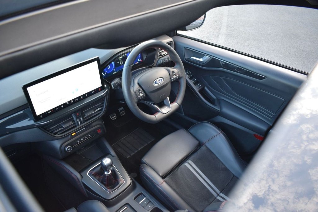 Used Ford Focus 2022 for sale - 76395700: Photo 29