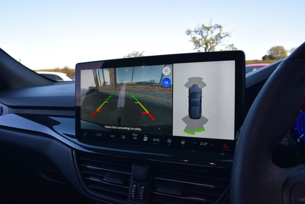 Used Ford Focus 2022 for sale - 76395700: Photo 32