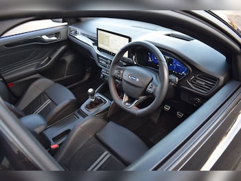 Used Ford Focus 2022 for sale - 76395700: Photo