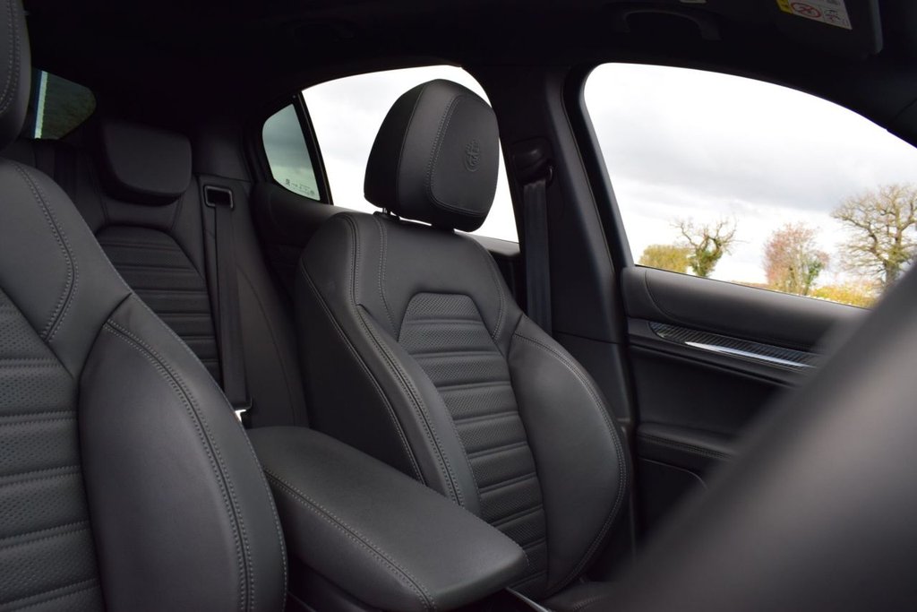 Used Alfa Romeo Stelvio 2023 for sale - 76642062: Photo 17